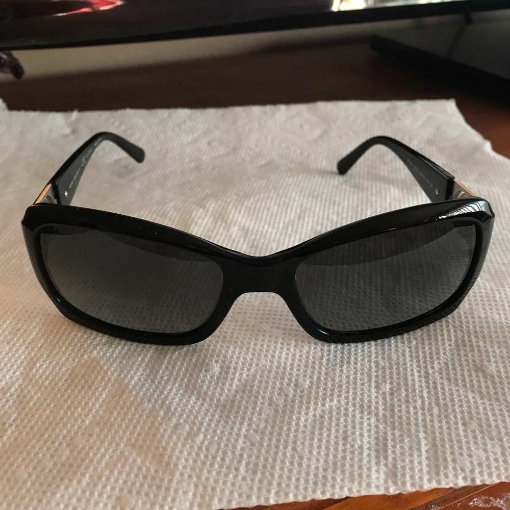 Tory Burch Polarized sunglasses.